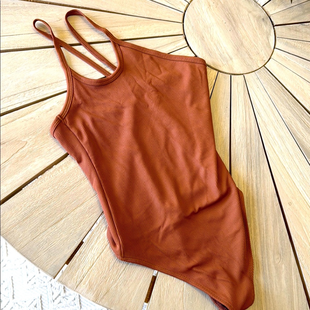 A&F Rust Orange Ribbed body suit XS